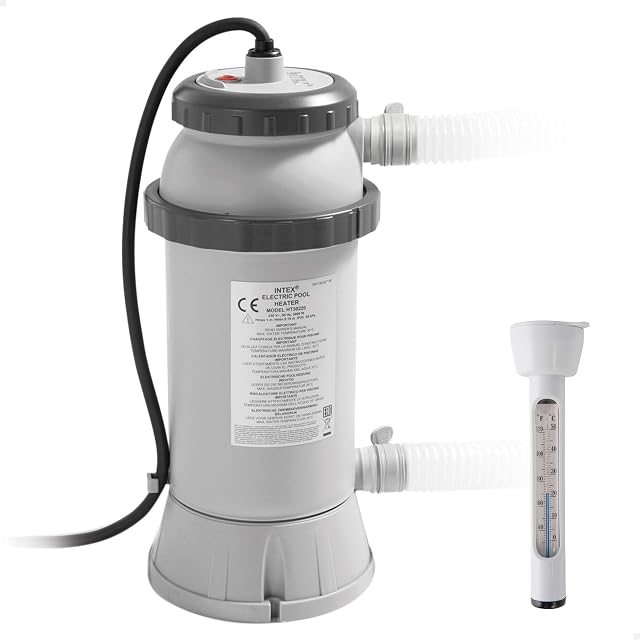 Calentador de piscina Intex cilíndrico de 25 cm de diámetro y 45 cm de alto, montado en la línea de filtración de una piscina tubular